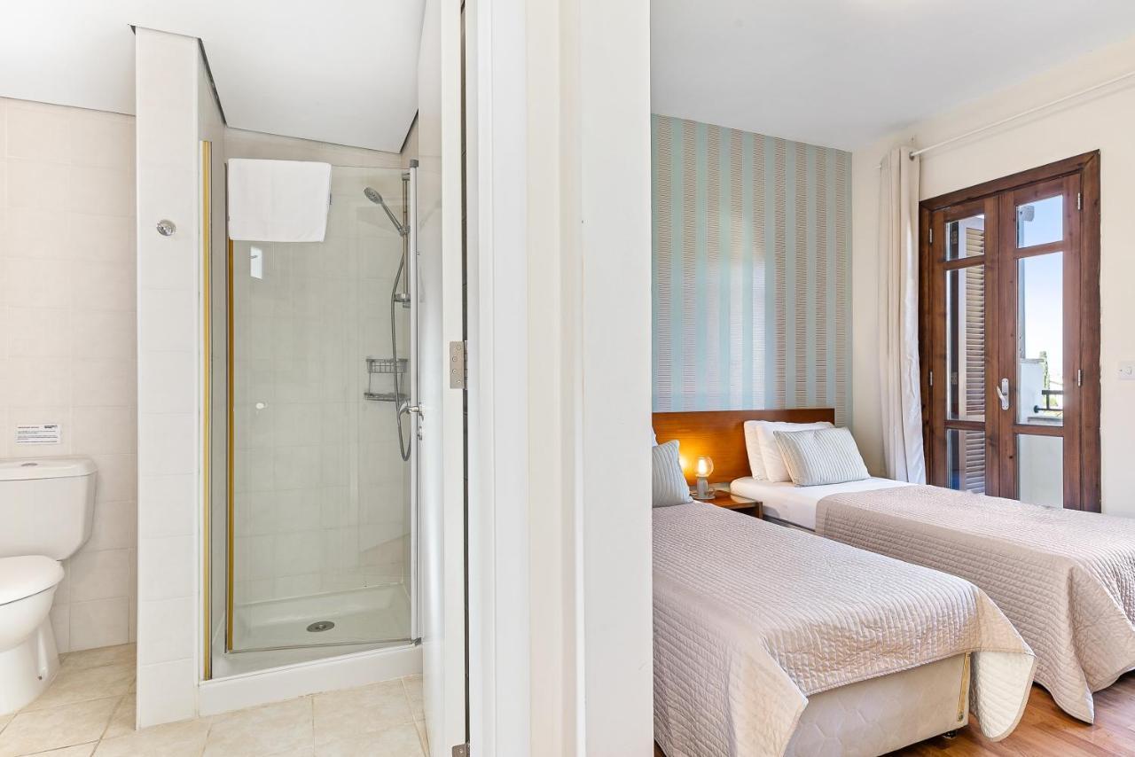 2 Bedroom Apartment Assia With Communal Pool, Aphrodite Hills Resort Kouklia Esterno foto
